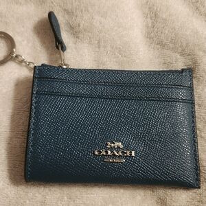 NWOT Authentic Coach Teal Pebbled Leather Zip ID Wallet with Keychain